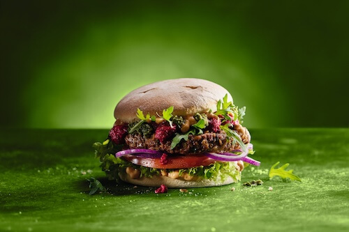 Pesto Prince vegan burger at HANS IM GLÜCK Amsterdam